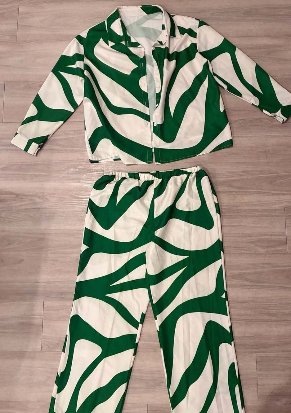 Unbranded Abstract Print Two Piece Shirt And Pants Set Size L Green White